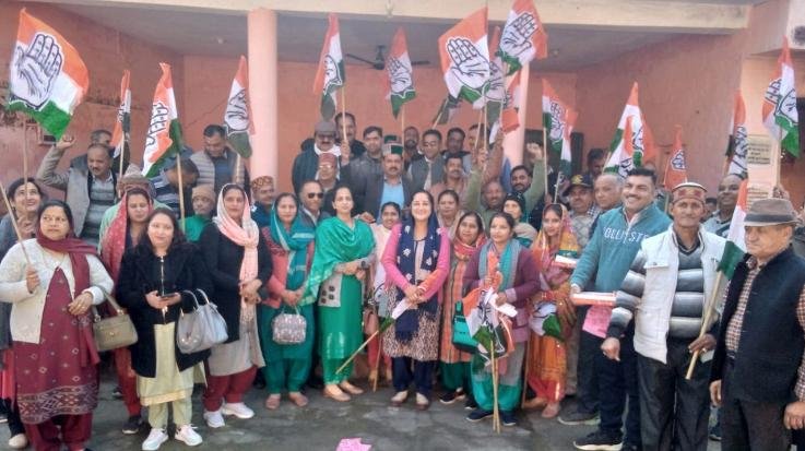  Dehra: Foundation Day of Congress Party celebrated in Rakkad