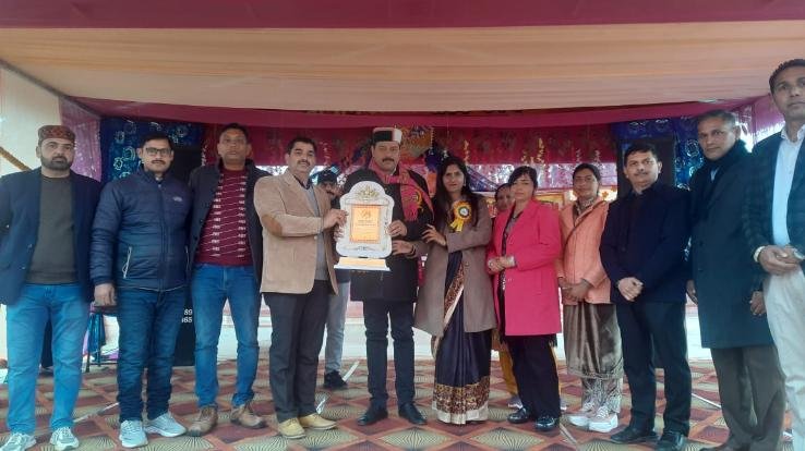  Indora: Annual prize distribution ceremony celebrated at Mand Miyani School.