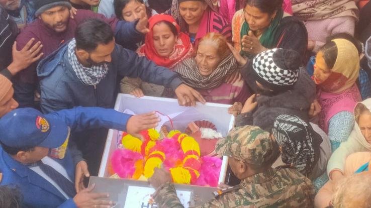  Dharamshala: Martyr Rohit given last farewell with slogans of Bharat Mata Ki Jai