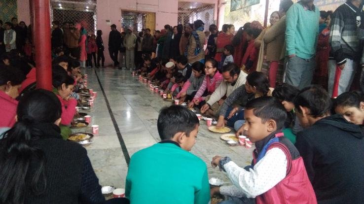 महाकालेश्वर मंदिर में  शिवरात्रि के उपलक्ष्य पर भंडारे आयोजन