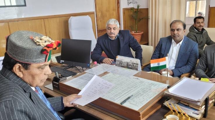  Shimla: Health Minister gave instructions to improve ambulance services