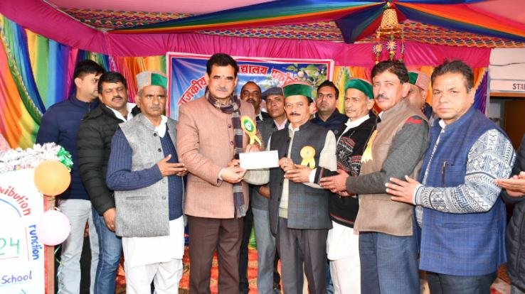 Solan: Along with modern education, knowledge of culture is also important: Awasthi
