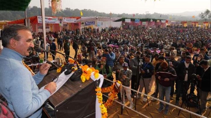 Jaswan-Paragpur: People of Dadasiba expressed gratitude to the Chief Minister for fulfilling their demands.