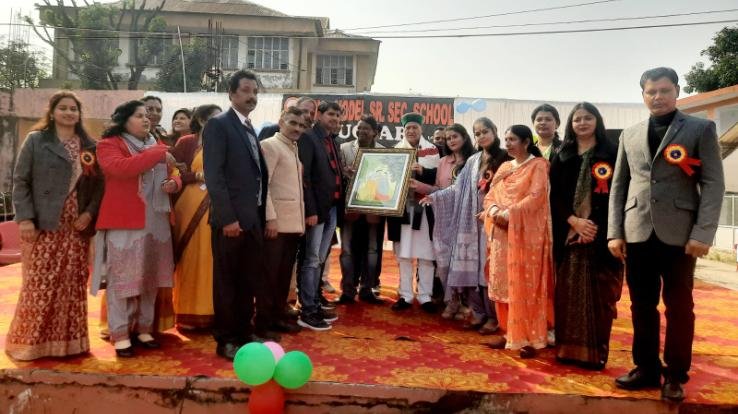 Dharamshala: Teachers are the greatest motivators and guides of children: Agriculture Minister