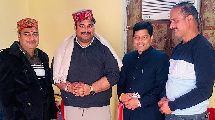 Dehra: Rajiv Rana inaugurated Kamdhenu Gold Cement Factory in Mubarikpur.  123