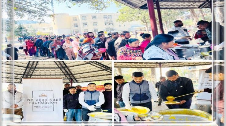 Dharamshala: The Vijay Kapil Foundation provided langar service in Tanda
