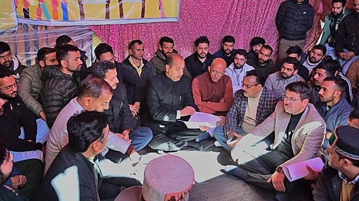 Shimla: Sukhu government is only harassing the youth by banning the recruitment process.