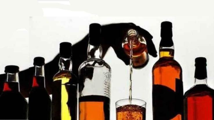 दाड़लाघाट में पकड़ी 14 बोतल अवैध शराब 