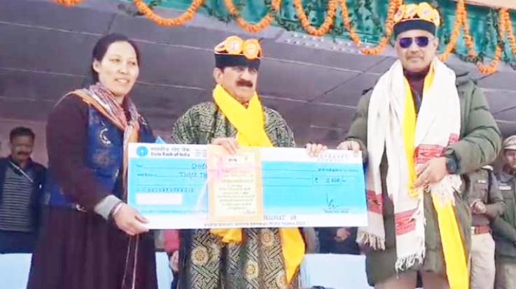 Beginning of giving Rs 1500 per month to women in Himachal 123