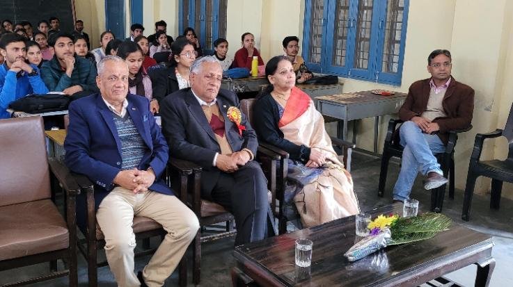 Dehra: National Science Day celebrated in Dhaliara College