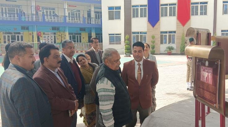 Indora: Students of Vijay Memorial School will learn international level shooting.