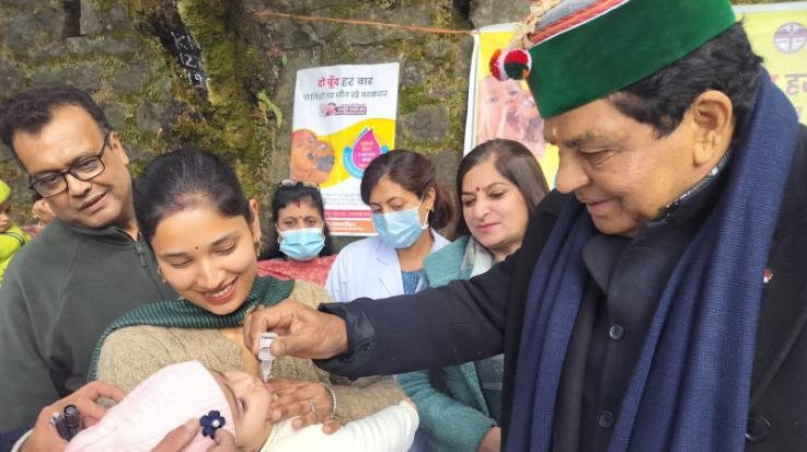 Solan: Health Minister launches polio vaccination campaign