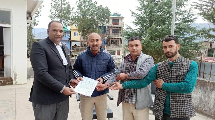 Karsog: Villagers of Mumel submitted memorandum to SDM regarding organizing Nalwad fair.