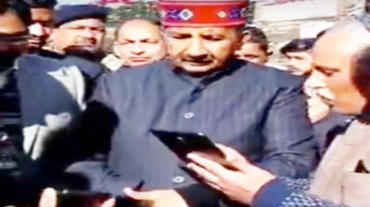 Deputy Chief Minister started cashless transactions in HRTC buses from Shimla.