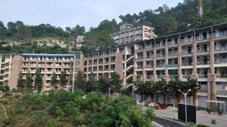 Solan/Sirmour: A program on nursing education and research was organized at Eternal University Badu Sahib.