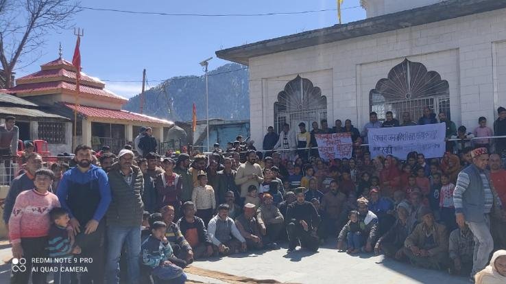 People of Khani-Garima Panchayat of Bharmour will boycott Lok Sabha elections. 321