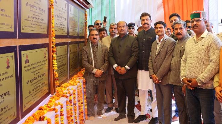 Chief Minister gifts development works worth Rs 509 crore to Kangra district