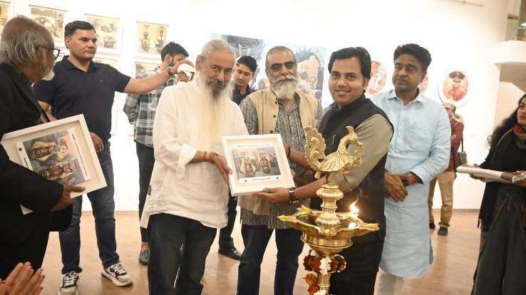 Solo exhibition of paintings of painter Manish Kumar Gond inaugurated
