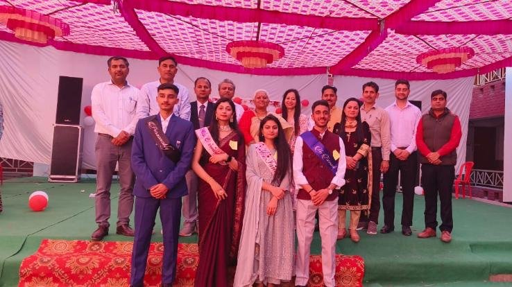 Students organized farewell party in Indora College