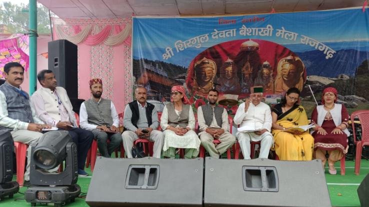  Kavi Sammelan organized on the second day of Baisakhi fair