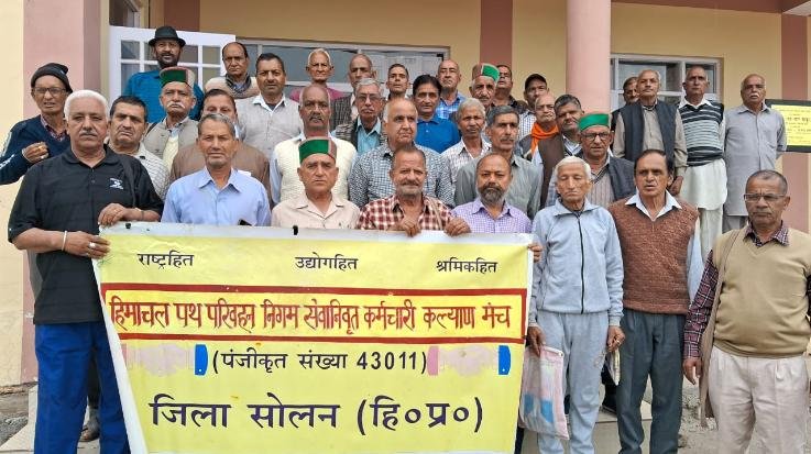 Government and management are doing injustice to retired transport service employees:- Balbir Chaudhary