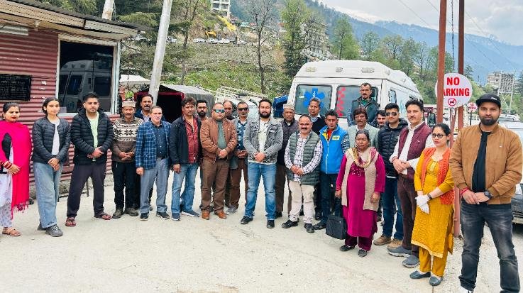  Hans Foundation Naggar organizes special health camp for auto union in Manali