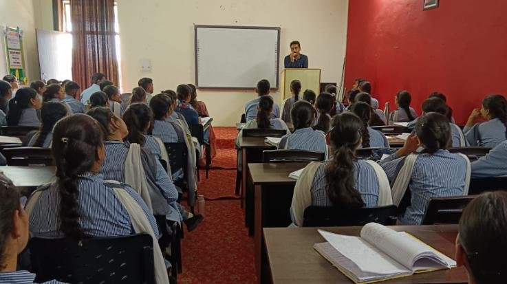 Minerva College B.Ed. Orientation program on school internship organized for second semester students