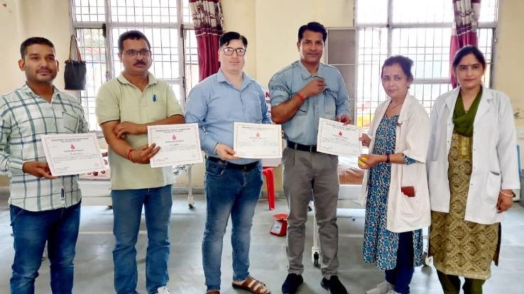 Jaisinghpur: Blood donation camp organized on World Red Cross Day