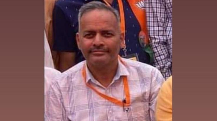 Dehra: BJP spokesperson Vinod Sharma said, even after 100 years, Congress family is trapped in attachment