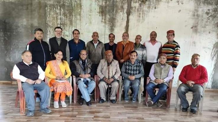 होली की पूर्व संध्या पर कवि सम्मेलन का आयोजन