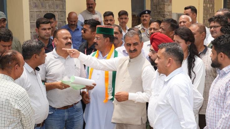 Bed capacity of Dadasiba Civil Hospital will be upgraded to 100: CM
