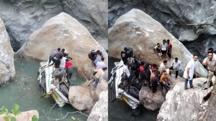 Bolero camper fell in Ganvi ravine, one dead, two injured