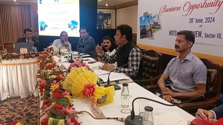 R S. Bali chairs conference to attract investors in tourism sector