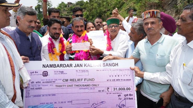 Chief Minister laid the foundation stone of tourism complex worth Rs 33.75 crore at Auhar in Bilaspur.