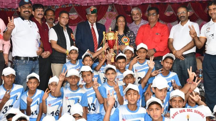 State government is taking important decisions to strengthen the education sector: Dr. Shandil