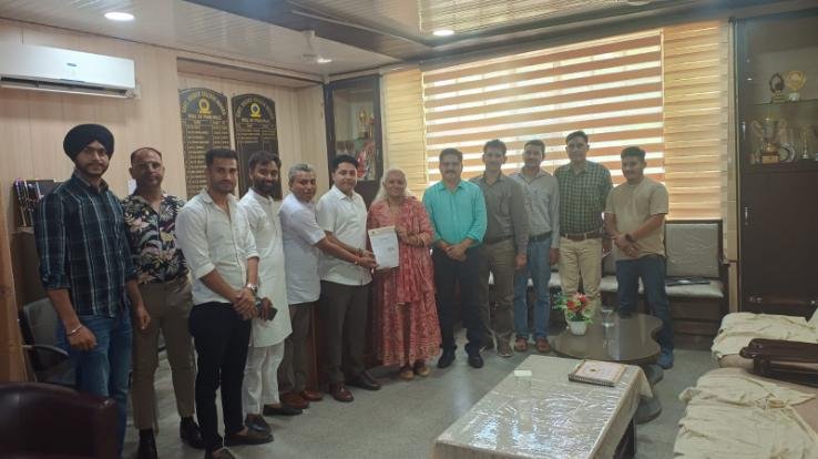 Indora: In the meeting of Alumni Association (OSA) regarding noble work in colleges.