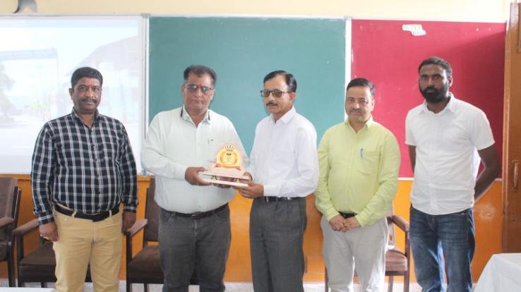 Meeting held with BEEOs of various blocks under the chairmanship of Deputy Director Elementary Education in JNV Kunihar.
