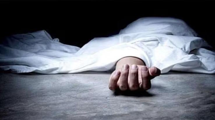Kangra: A young man who went to cut grass on the hill fell and died, police recovered the body from a 400 feet deep ditch.