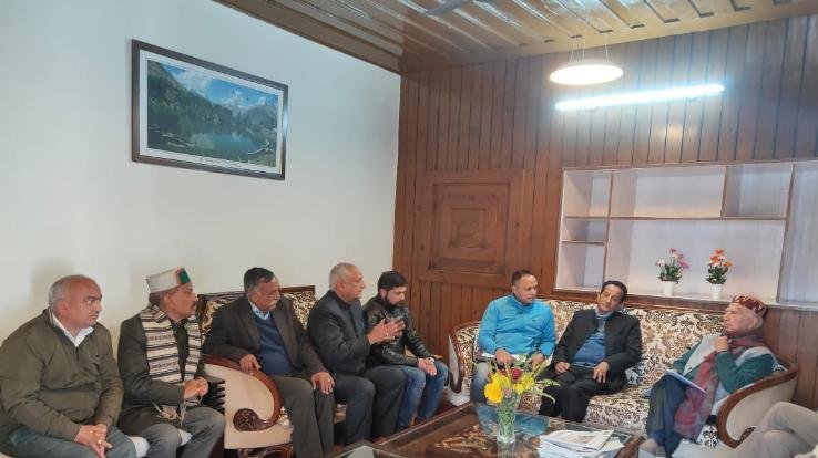 पूर्व मुख्यमंत्री का किया धन्यवाद