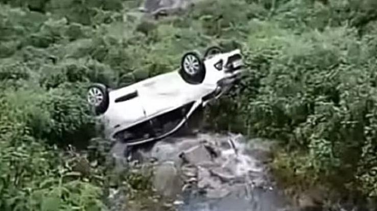 Kangra: Car fell into ditch on Khaniyara-Khadota road, Jalandhar resident died