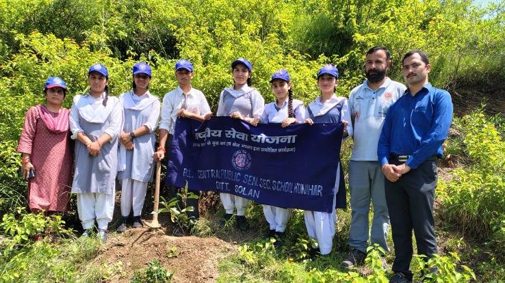 Kunihar: Children of BL School planted saplings under the 'One Tree in the Name of Mother' campaign.