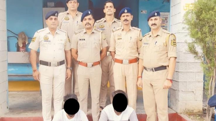 Mandi: 2.43 kg hashish was being carried hidden in Alto car, police caught it.