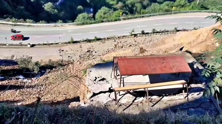 Solan: Landslide in Waknaghat, a university in danger