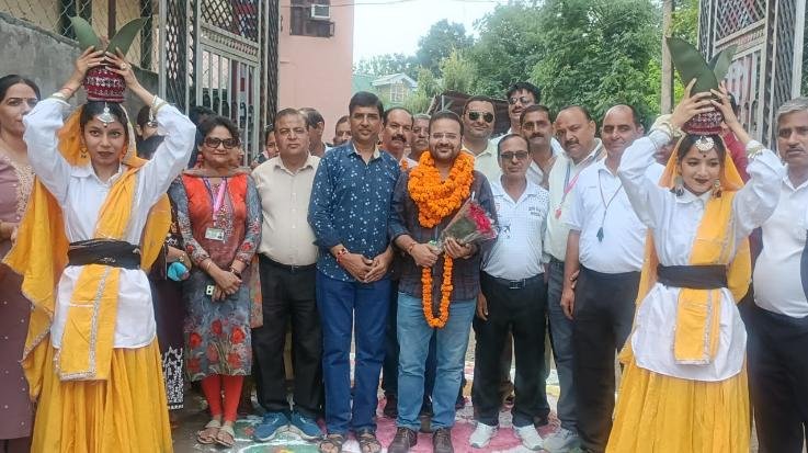 Kunihar: District level under 14 student sports competition started in Kunihar School.