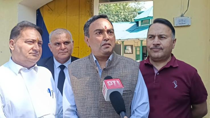 FIR should be registered against Leader of Opposition Rahul Gandhi for his remarks against the Prime Minister: Chakshu