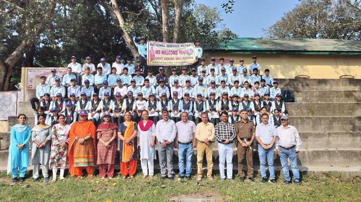 Kangra: Paragpur School Children celebrated NSS Foundation Day