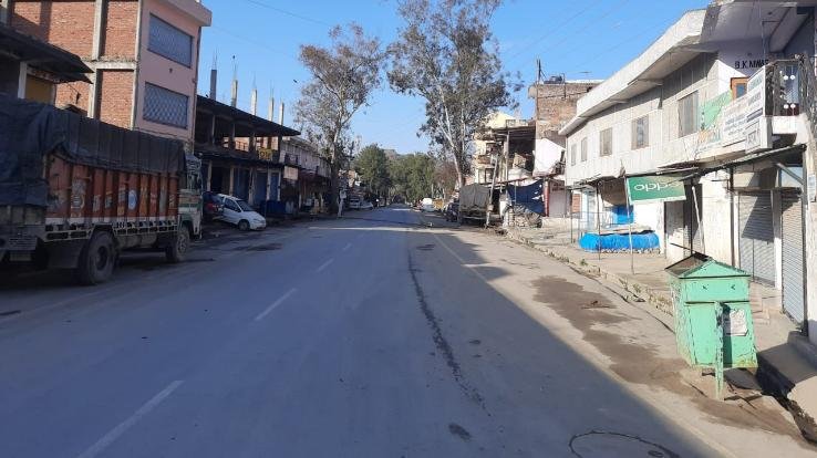 कर्फ्यू के समर्थन में कुनिहार भी पीछे नहीं!