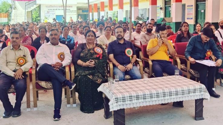 District level under 14 girls sports competition started in Girls School Kunihar