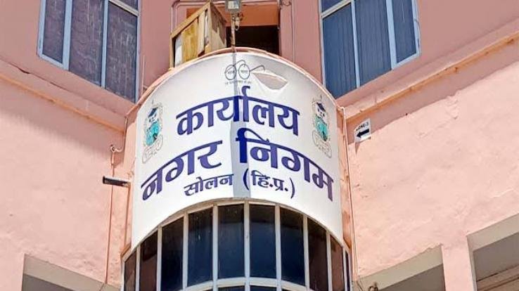 Solan: As soon as the cleanliness fortnight ends, a fine of Rs 9.90 lakh is imposed on the Municipal Corporation.