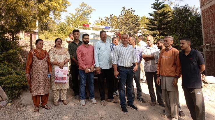 Dharampur: Villagers protest against commercial boring machine